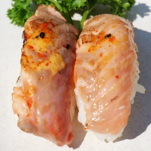 NIGIRI SPICY SALMON